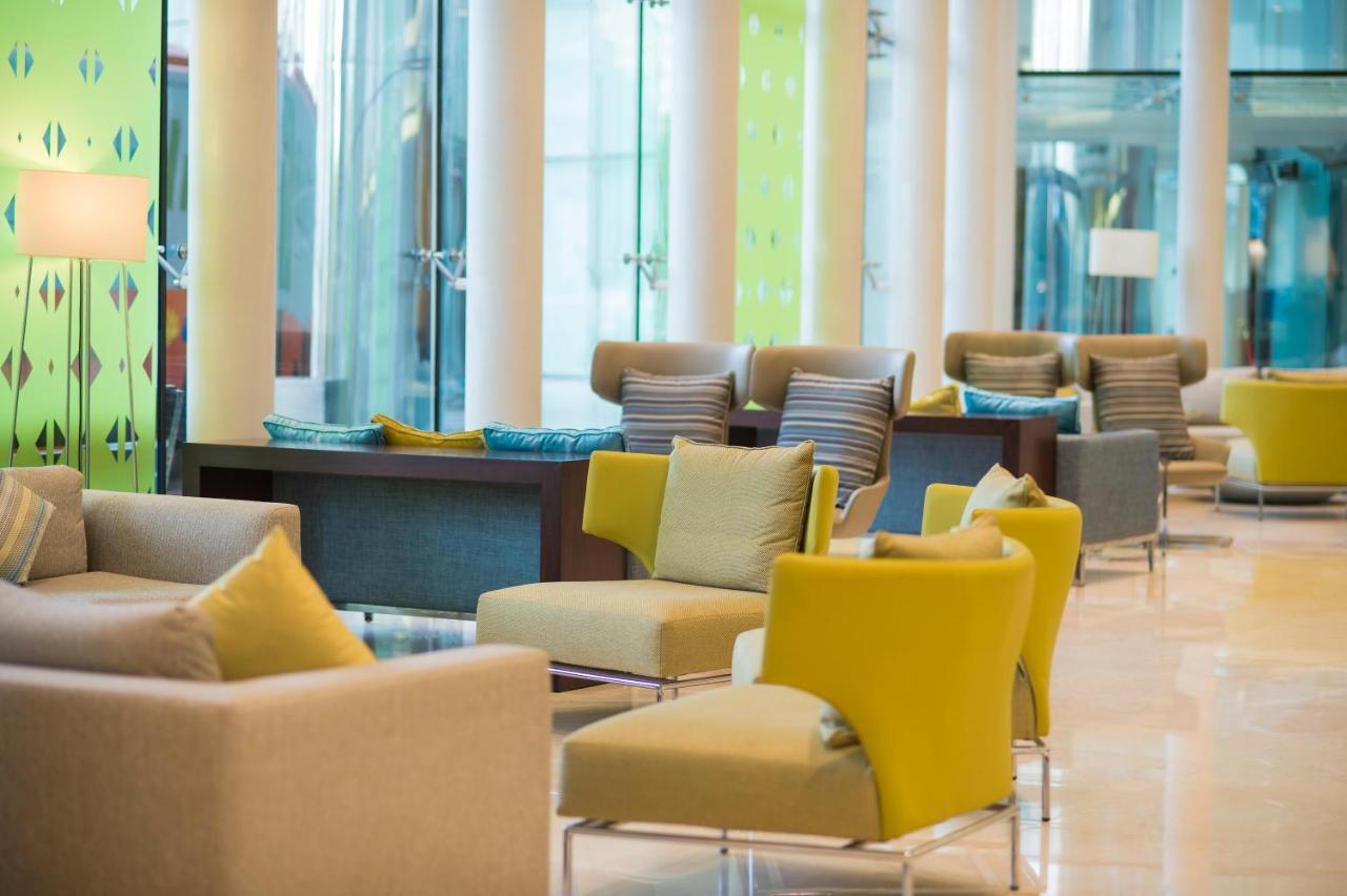 Holiday Suites Al Azizia Mekka Exterior foto Hilton London